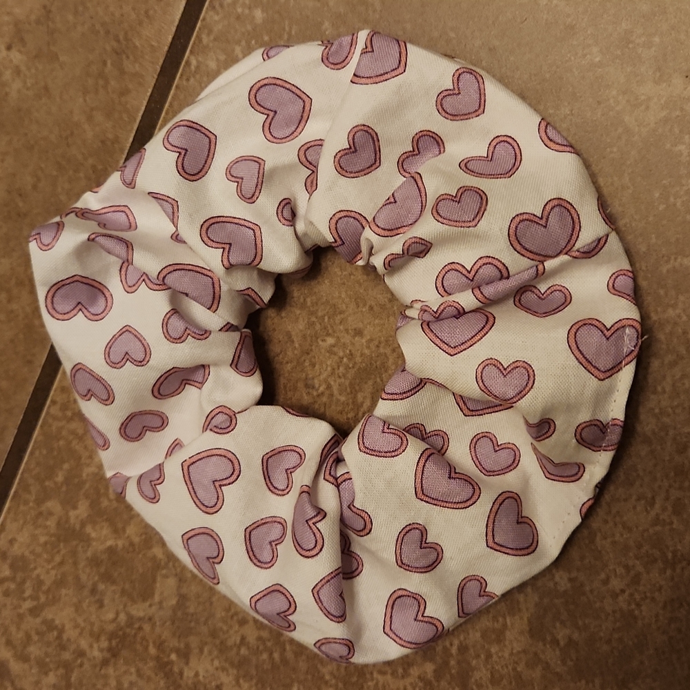 🐻 New Hair Scrunchie